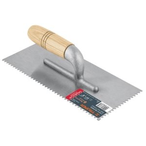 Llana dentado triangular 11', 6 remaches, mango madera 15409