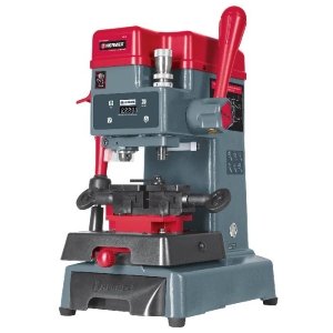 Duplicadora de 8 tipos de llaves, tipo taladro, Hermex 42667