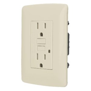 Contacto dúplex falla a tierra GFCI, marfil, línea Italiana 46145