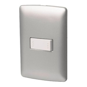 Placa armada 1 interruptor escalera plata, línea Italiana 46478