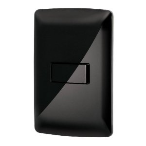Placa armada 1 interruptor sencillo, negro, línea Italiana 47599